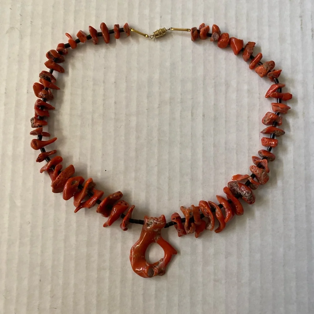 Rare Old Pawn Red Orange Coral with Heishi Necklace - Picture 3 of 9